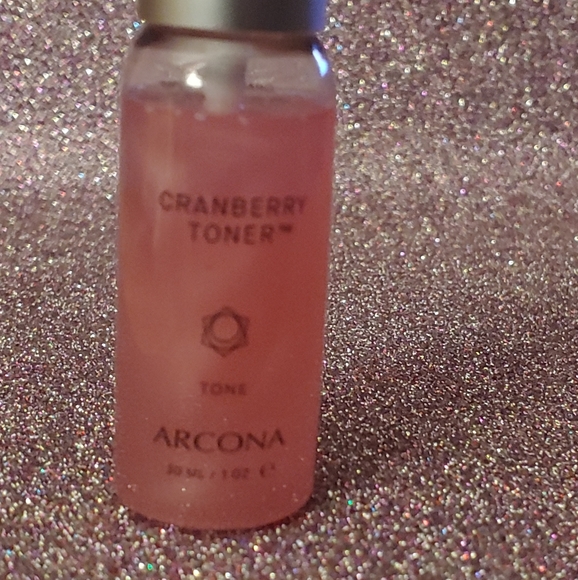 ARCONA Three-in-one cranberry milk toner - Picture 2 of 3